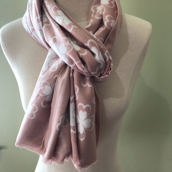 Accessories - 🌿Cozy Soft Super Soft  Scarf & Wraps